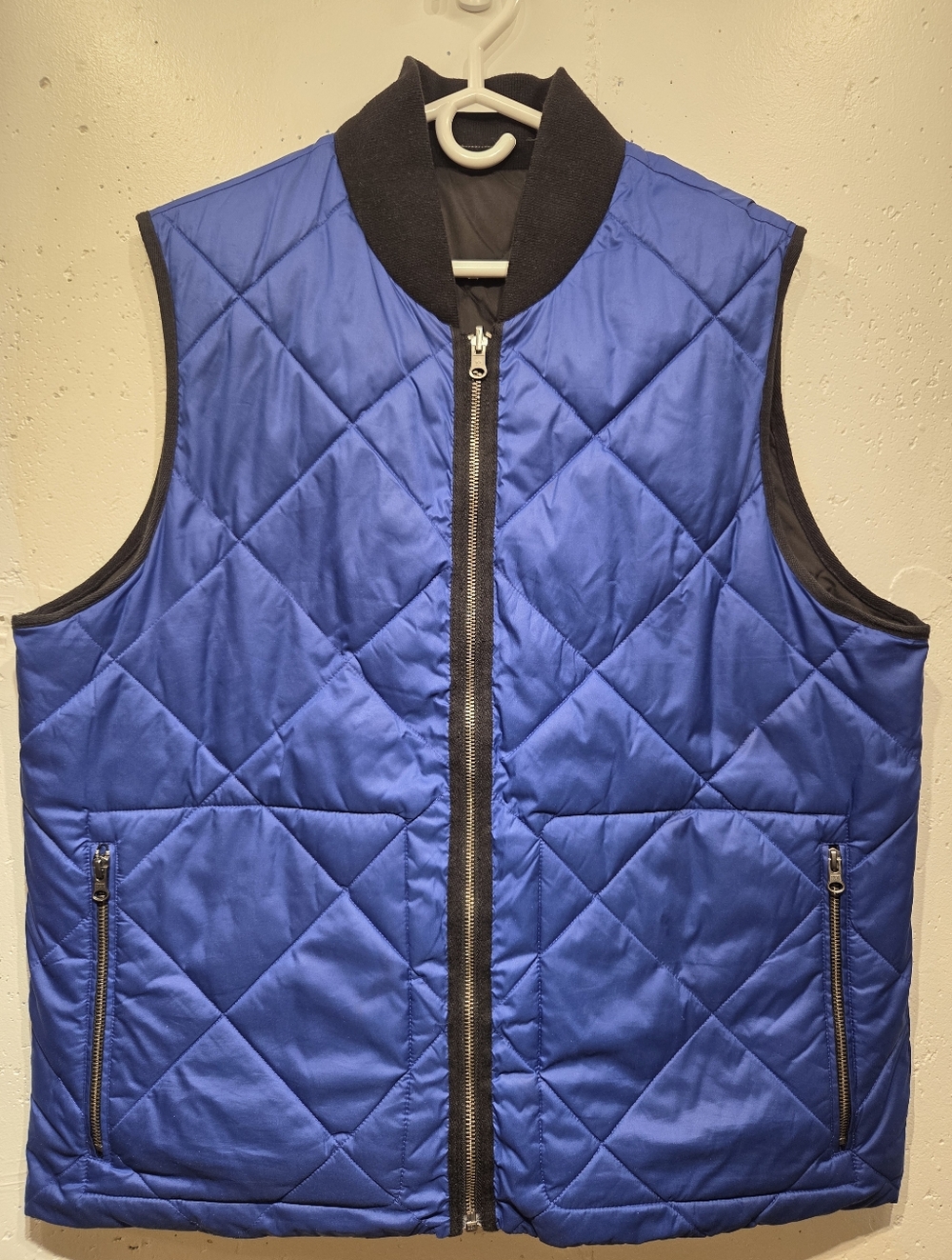 Banana Republic Quilted Black & Mountain Blue Reversible Zip-up Vest (Large)